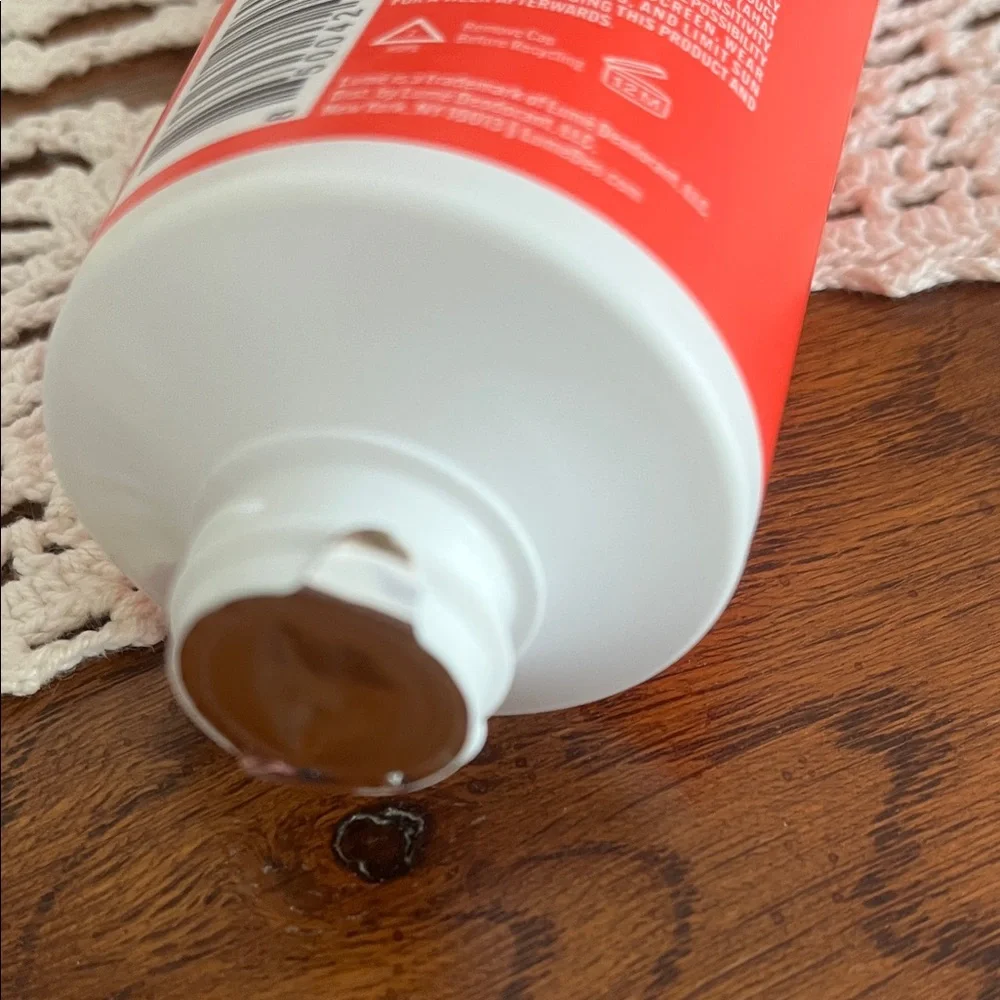 Lume Acidified Body Wash - Clean Tangerine - Picture 3 of 3